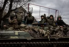 Photo of Russia mulls recruiting soldiers over 40 years old as it struggles in Ukraine