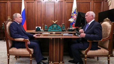 Photo of Chemezov reports to President of Russia on Rostec 2021 performance