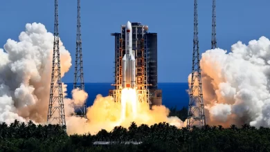 Photo of Chinese booster rocket makes uncontrolled return to Earth