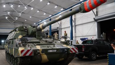 Photo of Hungary receives first two 155-mm 52 caliber PzH 2000 self-propelled howitzers