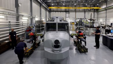Photo of UK Royal Navy receives Wildcat replica for weapons training