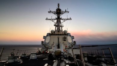 Photo of US Navy Warship Transits Through Taiwan Strait