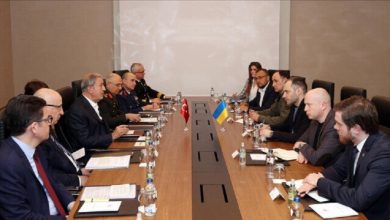 Photo of Turkish defense chief Akar, Ukrainian Infrastructure Minister Kubrakov discuss grain deal