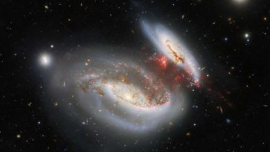 Photo of ‘Taffy Galaxies’ collide, leave behind bridge of star-forming material