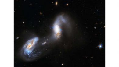 Photo of Hubble captures extraordinarily bright interacting galaxies