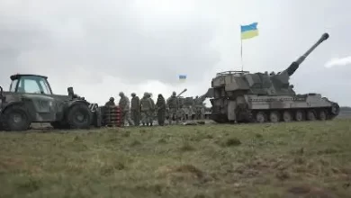 Photo of Ukrainian Soldiers Conclude British Howitzer Training