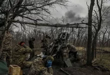 Photo of Ukraine Developing Fake Howitzers to Trick Russia