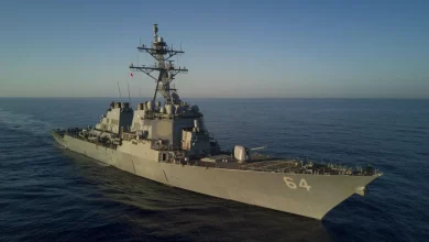 Photo of US warship downs incoming missile fired from Yemen