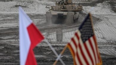 Photo of US delivers tanks, armored vehicles to NATO facility in Poland
