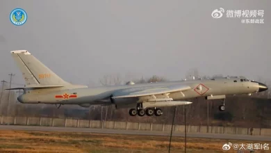 Photo of Chinese bomber spotted carrying KD-21 ballistic missiles