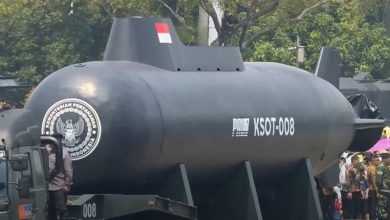 Photo of Indonesia Debuts AI-Powered Autonomous Submarine Armed With Six Torpedoes