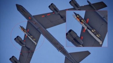 Photo of B-52 spotted with suspected next-gen nuclear cruise missile