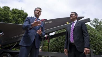 Photo of Pentagon Orders More Missiles for Mideast War