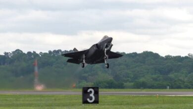 Photo of Finnish pilot takes first flight in F-35A Lightning II