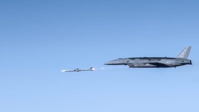 Photo of US Air Force Fires First Live Missile From YFQ-44A Wingman Drone
