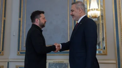 Photo of Turkish foreign minister meets Ukrainian president in Kyiv